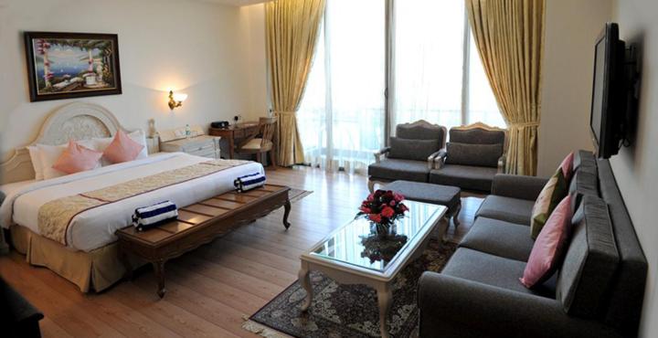 WelcomHotel Bella Vista